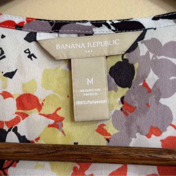 Banana Republic| Sharp Orange/Black/White Floral Ruffle Sleeveless Blouse Sz M - Picture 5 of 5